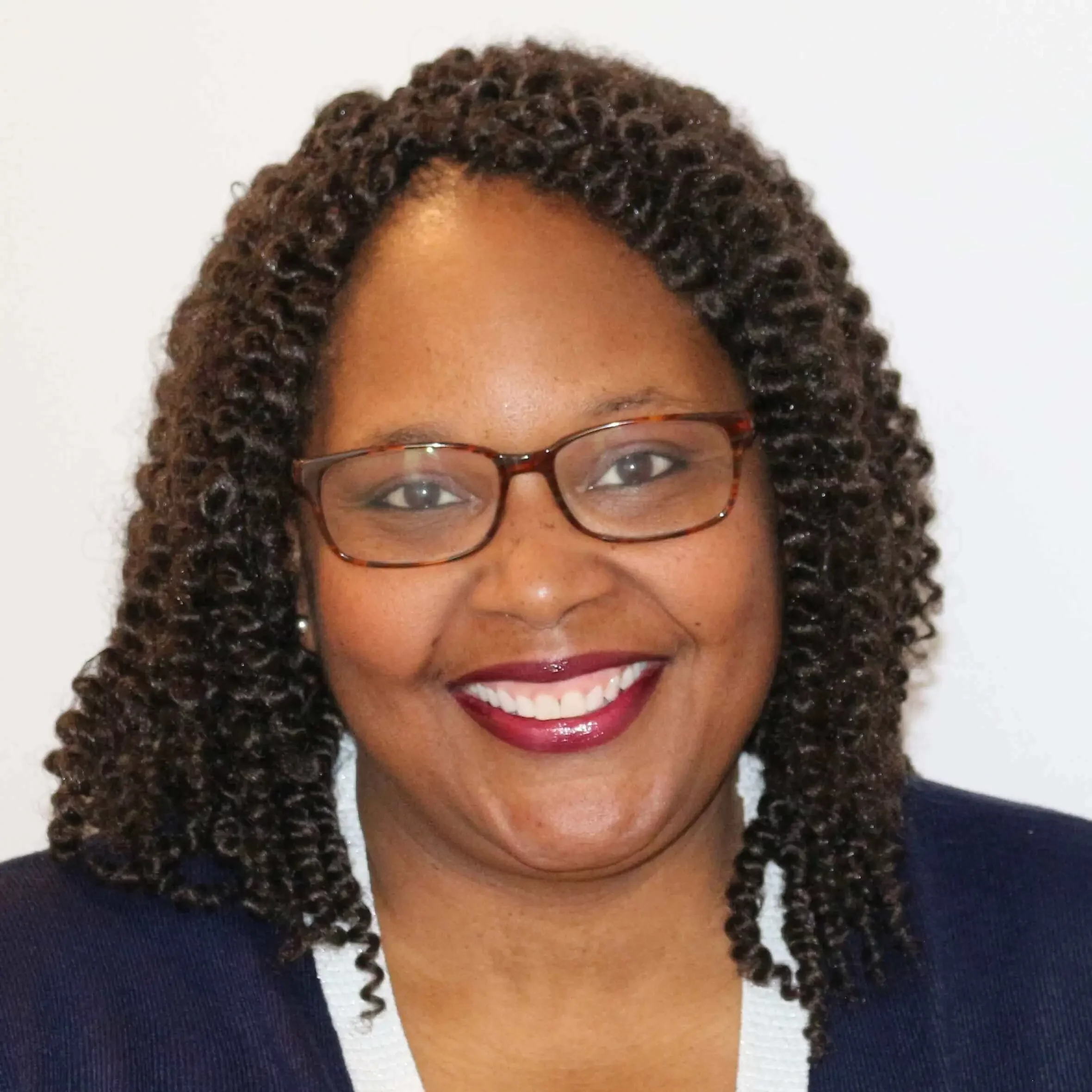 Donna Square (1) (1) Donna headshot