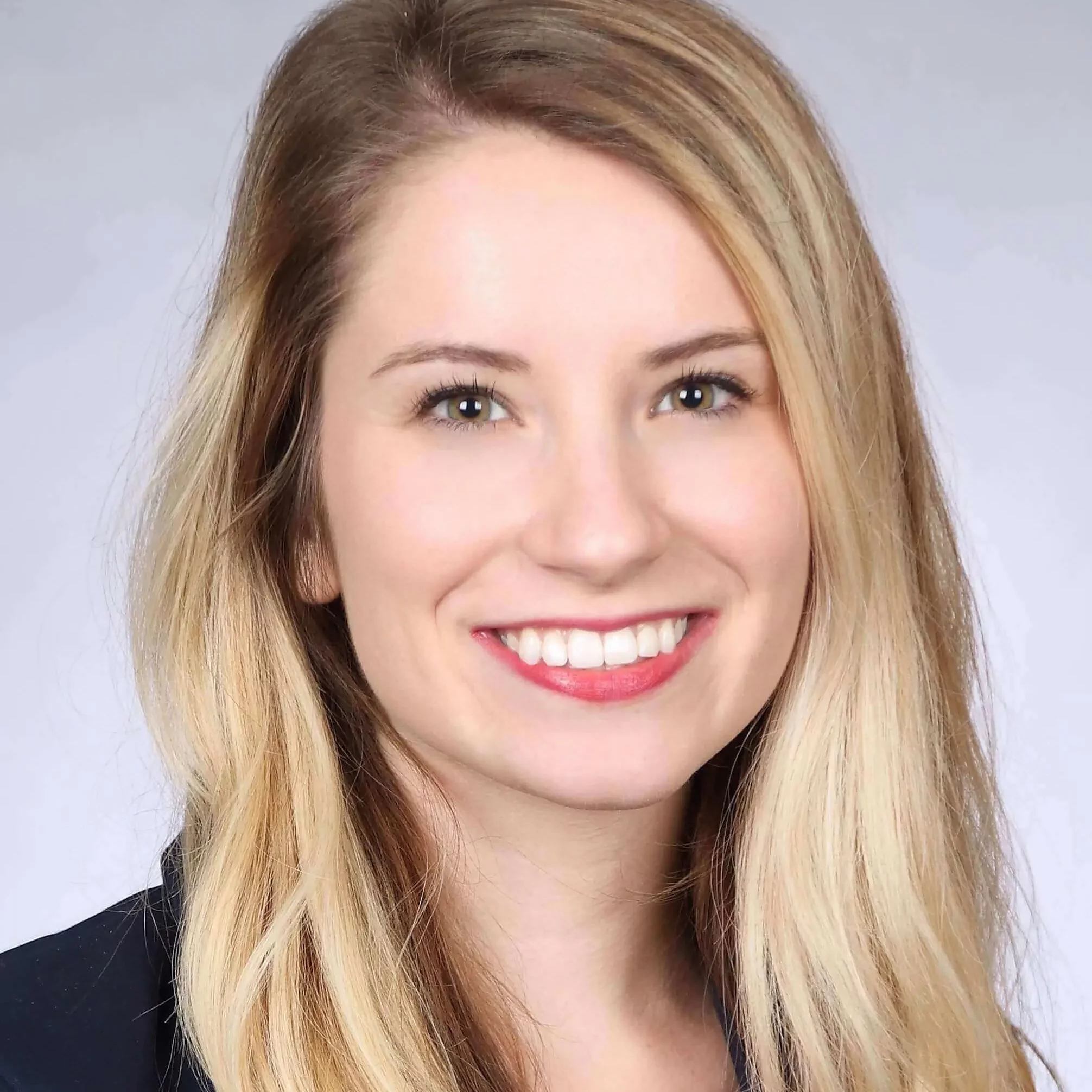 Kenzie Square (1) (1) Kenzie headshot