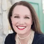 Kimberly Whitt Headshot